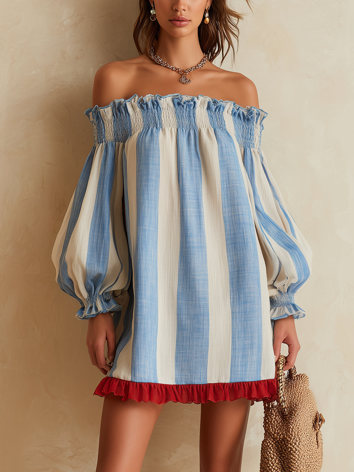 Ondine | Vestido mini de rayas azul y blanco con hombros al aire y bajo en contraste