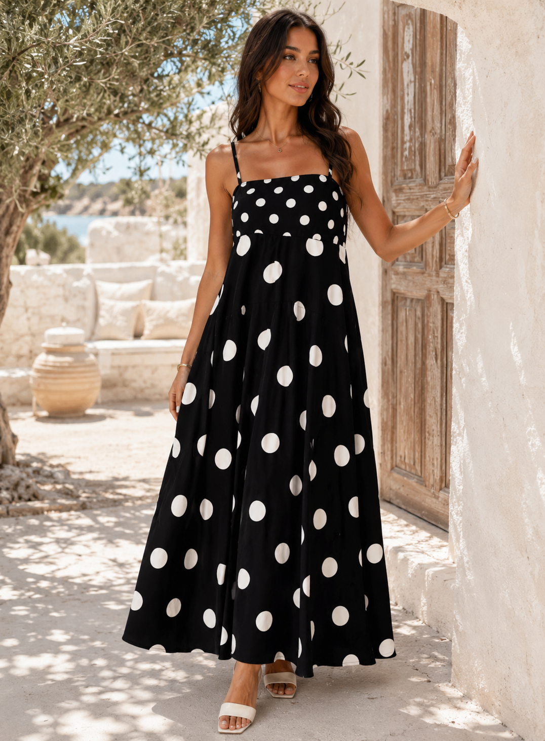 THE SAINT-TROPEZ DRESS