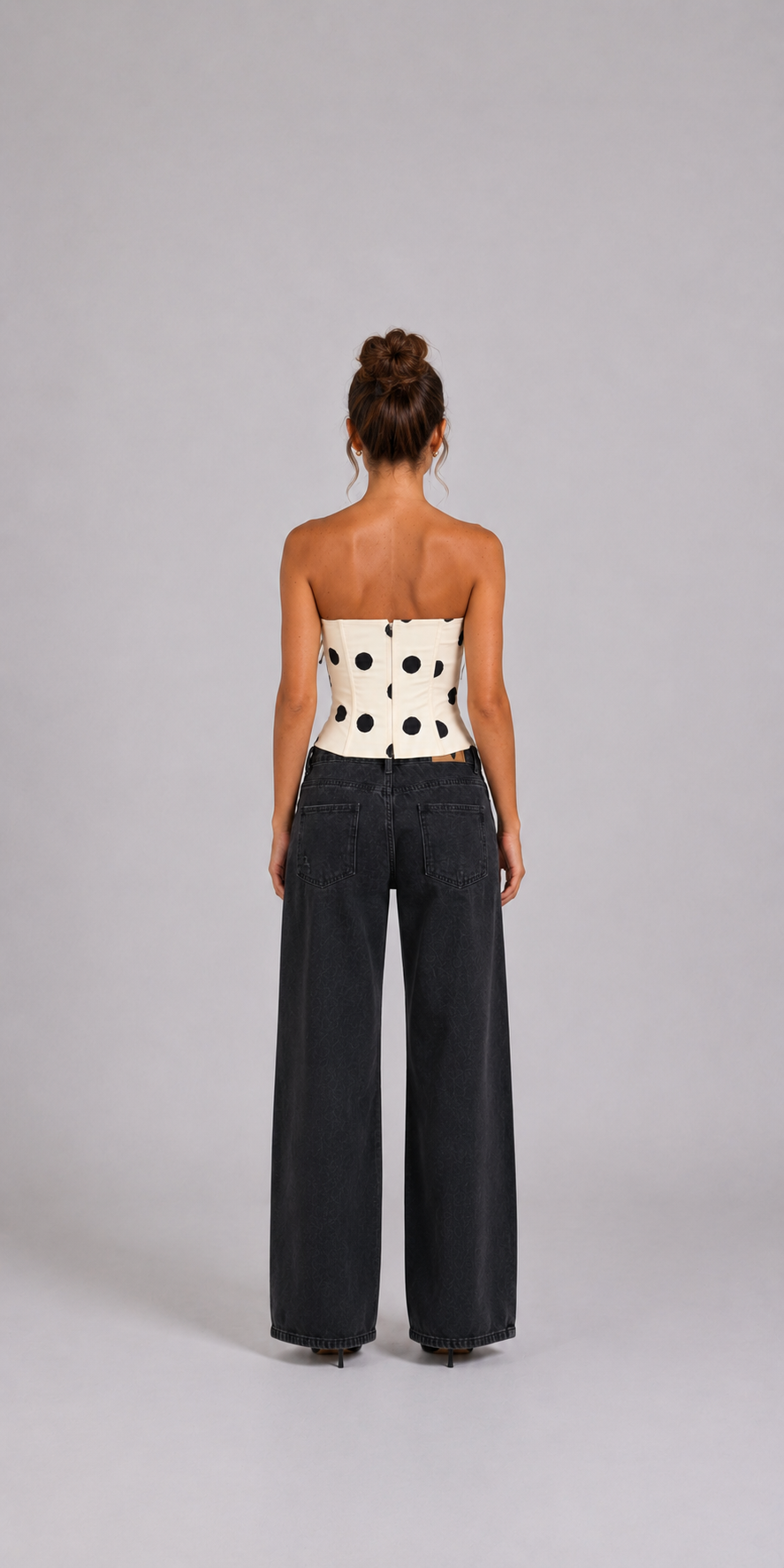 Top à imprimé pois et coupe rétro