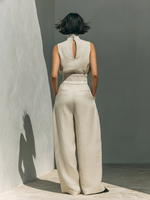 Aurora | Conjunto de dos piezas de lino beige con top sin mangas y pantalón ancho