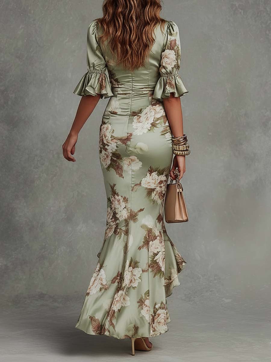 Anne | Vestido largo asimétrico de satén verde con escote en V, mangas abullonadas y estampado floral