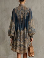 Bérénice | Vestido mini de muselina asimétrico con estampado barroco azul marino y cuello alto