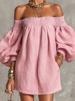 Violette | Vestido mini trapecio rosa con mangas farol y hombros al aire