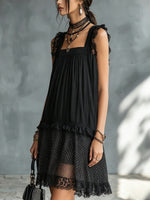 Pauline | Vestido mini transparente de lunares con volantes y ribete de encaje negro
