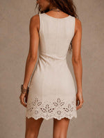Gabrielle | Vestido mini de encaje calado marfil con escote en V